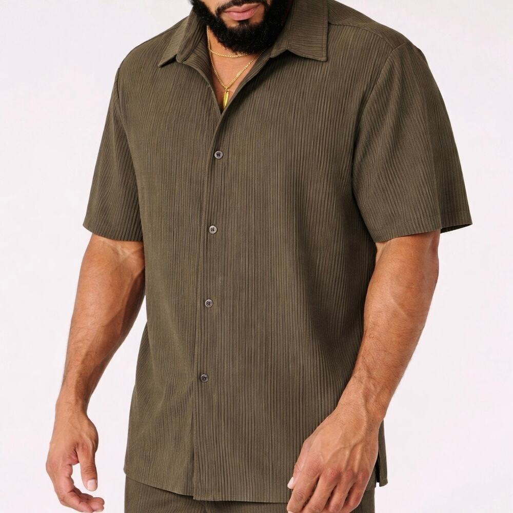 YOUNGLA Pleated Festival Shirt Button Up Short Sleeve Pleated Men’s Size Medium